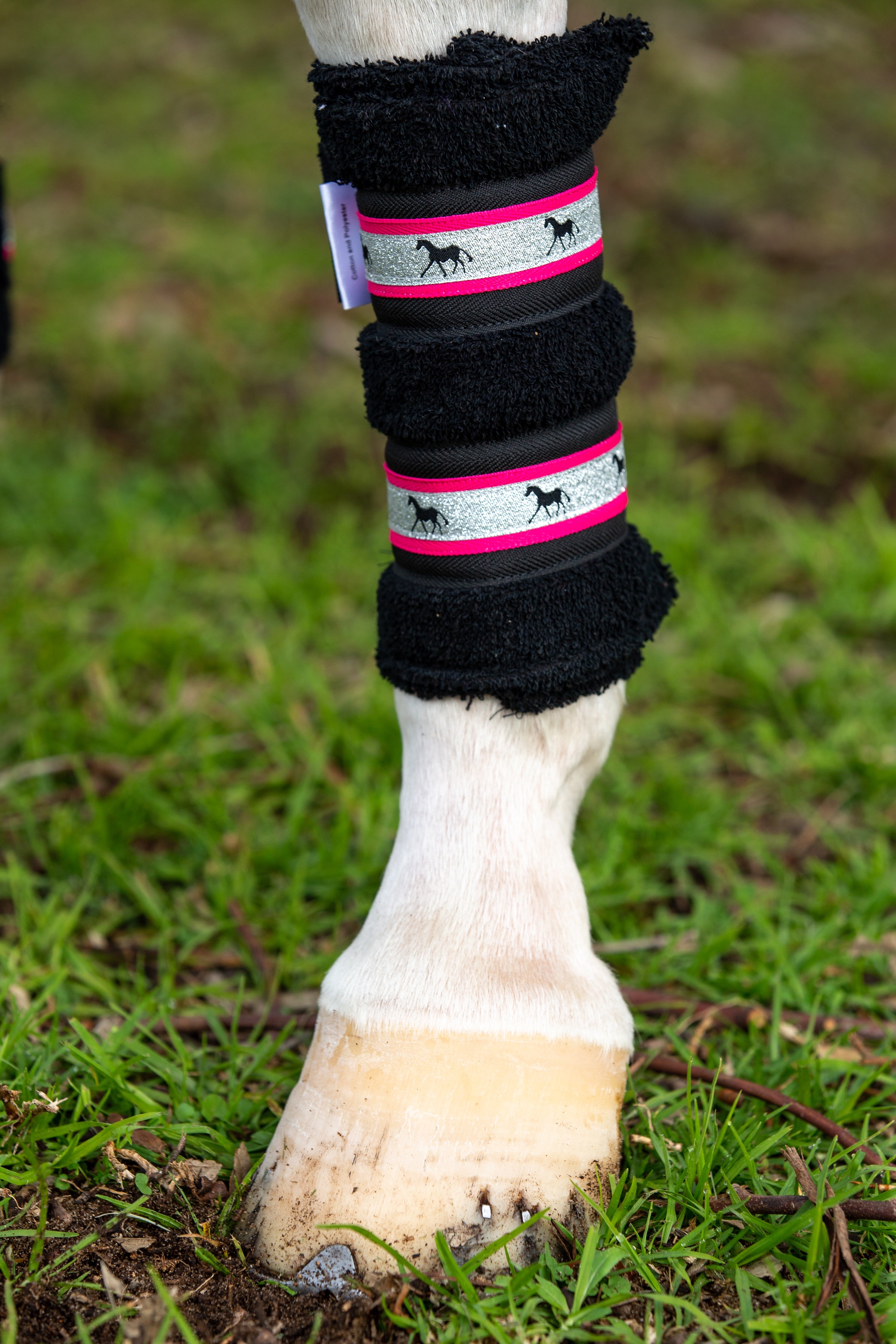 Deluxe Horse Boots - Pink Galaxy (set of 4)